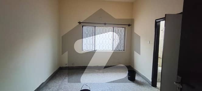 1 kanal beatuful house for rent