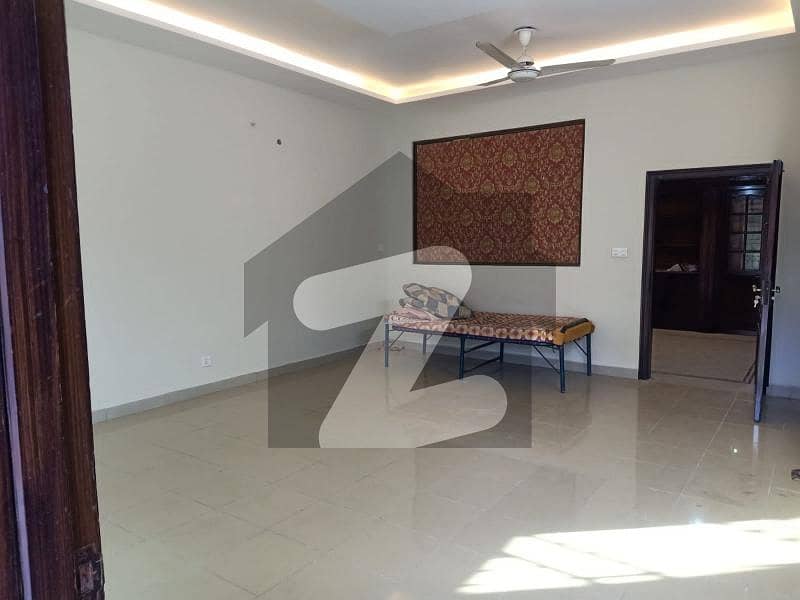 6 Bed Beautiful House For Rent In F11