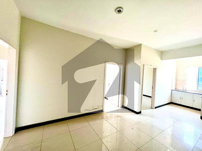 3 BEDROOM CORNER FLAT FOR SALE F-17 ISLAMABAD ALL FACILITY AVAILABLE CDA APPROVED SECTOR