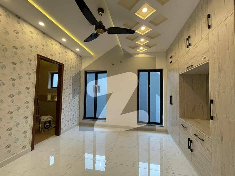4 bed dd portion Available for rent code10239 4 bed dd portion Available for rent code10239