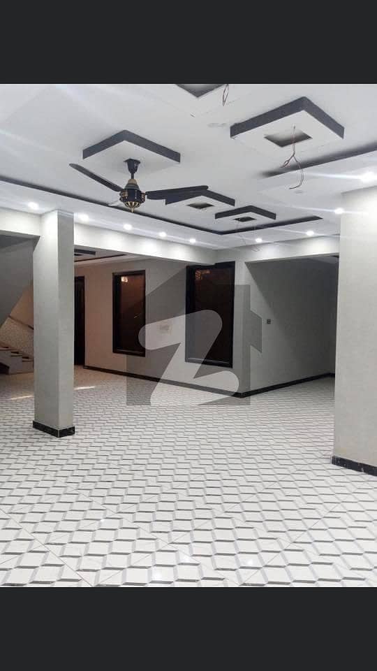 پی ای سی ایچ ایس بلاک 2 پی ای سی ایچ ایس,جمشید ٹاؤن,کراچی میں 6 کمروں کا 8 مرلہ مکان 10.0 کروڑ میں برائے فروخت۔
