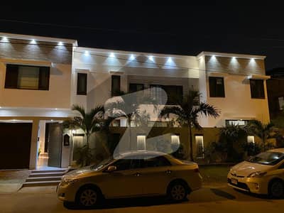 ڈی ایچ اے فیز 7 ڈی ایچ اے ڈیفینس,کراچی میں 6 کمروں کا 1 کنال مکان 11.25 کروڑ میں برائے فروخت۔