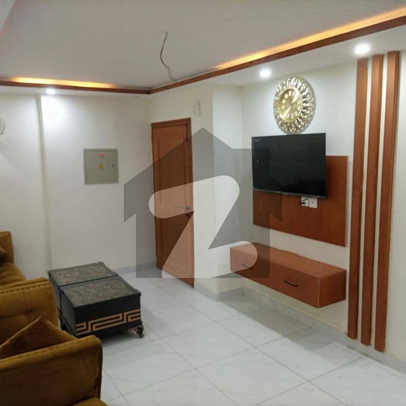 Luxurious 1-Bedroom Furnished Apartment in Bahria Town LHR: Your Ultimate Oasis Awaits!
