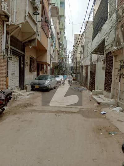 جمشید روڈ کراچی میں 6 کمروں کا 5 مرلہ مکان 3.4 کروڑ میں برائے فروخت۔