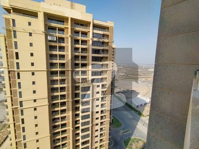 عمار ریف ٹاورز امارکریسنٹ بے,ڈی ایچ اے فیز 8,ڈی ایچ اے ڈیفینس,کراچی میں 1 کمرے کا 6 مرلہ فلیٹ 5.3 کروڑ میں برائے فروخت۔