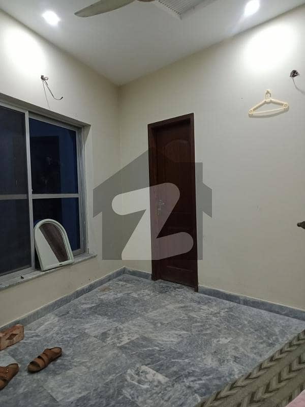 2 marla flat for bachelors for rent in psic society near lums dha lhr