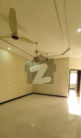 بی ۔ 17 اسلام آباد میں 4 کمروں کا 7 مرلہ مکان 75.0 ہزار میں کرایہ پر دستیاب ہے۔