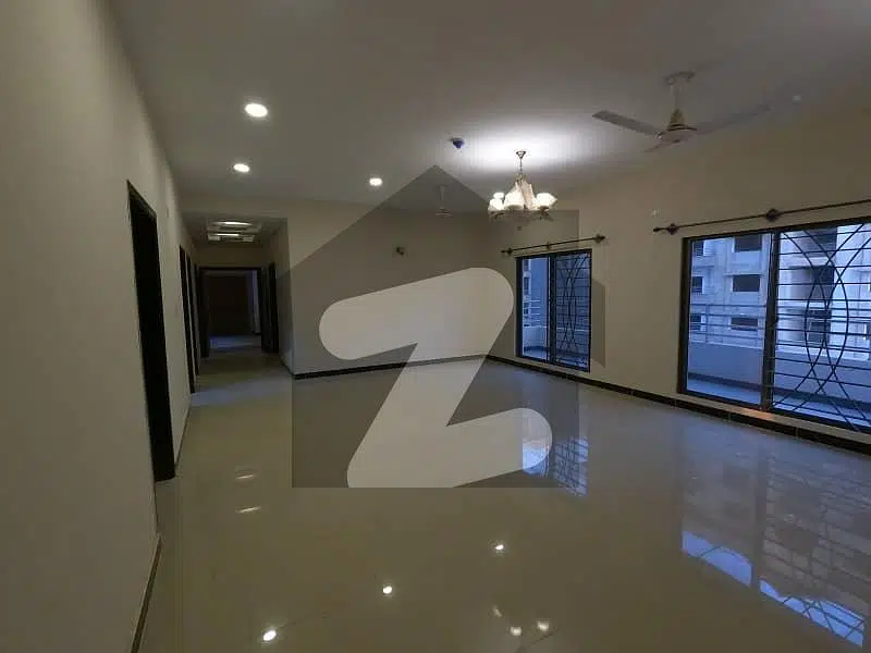 3 Bed (3RD FLOOR) PARK FACING Apartment For Sale In Askari 5