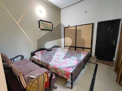 گلشنِ اقبال رحیم یار خان میں 6 کمروں کا 12 مرلہ مکان 2.2 کروڑ میں برائے فروخت۔