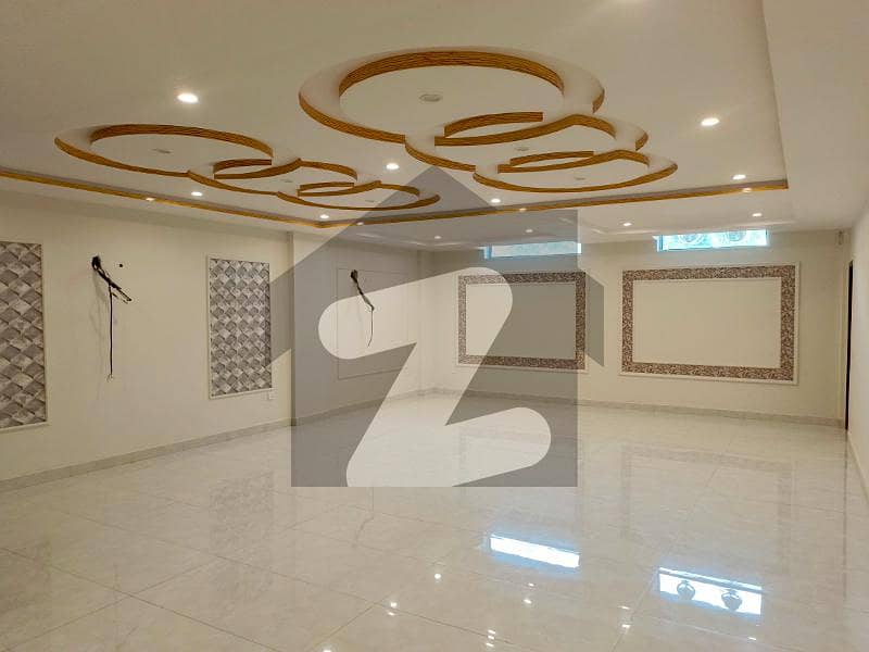 5 MARLA BASEMENT HALL FOR SALE IN SECTOR E BAHRIA TOWN LAHORE