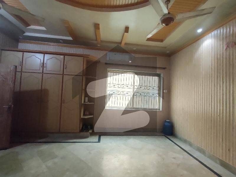 01-Kanal 03-Bedroom's Upper Portion Available For Rent