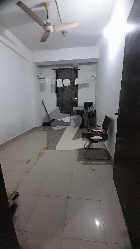 room for rent in G-13/1 near to metro station