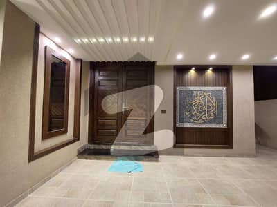 10 Marla House For Rent In Overseas C Block Bahria Town Lahore