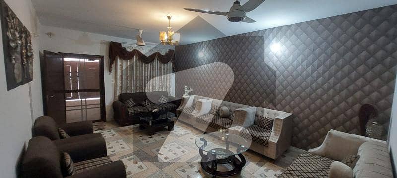 گلشن عمیر کراچی میں 4 کمروں کا 6 مرلہ مکان 3.0 کروڑ میں برائے فروخت۔