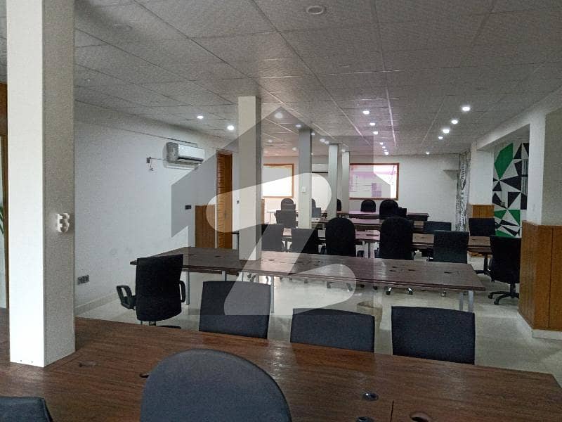 17000 Sqfts Office Available For Rent 17000 Sqfts Office Available For Rent