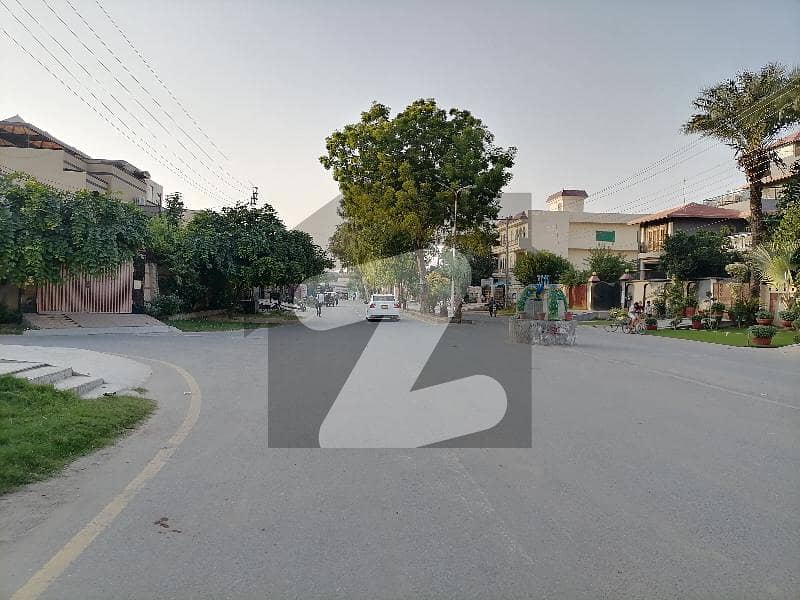 Marghzar Officers Colony Residential Plot For Sale Sized 1 Kanal Marghzar Officers Colony