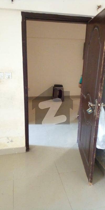 Brand New Flat 5 Rooms Available For Rent
