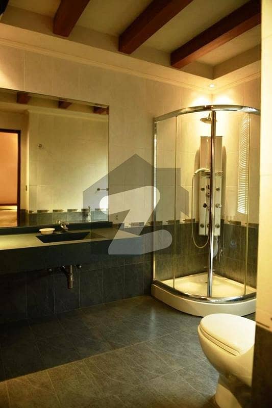 8 Marla Slightly Used Stunning Bungalow For Sale At Jasmine Line Near