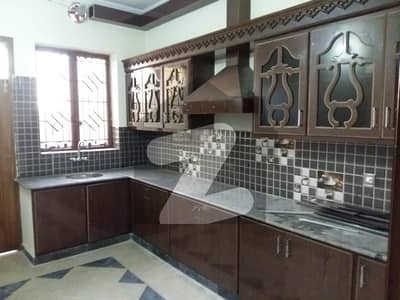 3 Bed Upper Portion Available For Rent in Gulistan Colony Near Ayub Park