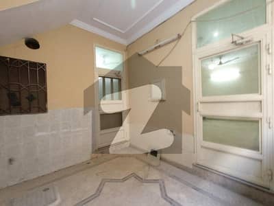 Prime Location 4 Marla House In Negotiable Rs. 28000000