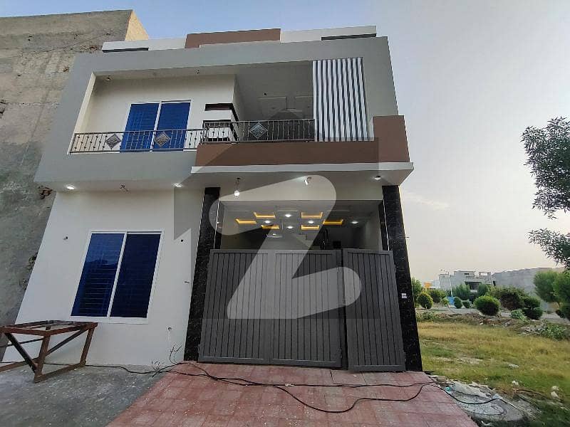الحرام کے ایگزیکٹو ولاز جہانگی والا روڈ,بہاولپور میں 4 کمروں کا 4 مرلہ مکان 1.2 کروڑ میں برائے فروخت۔