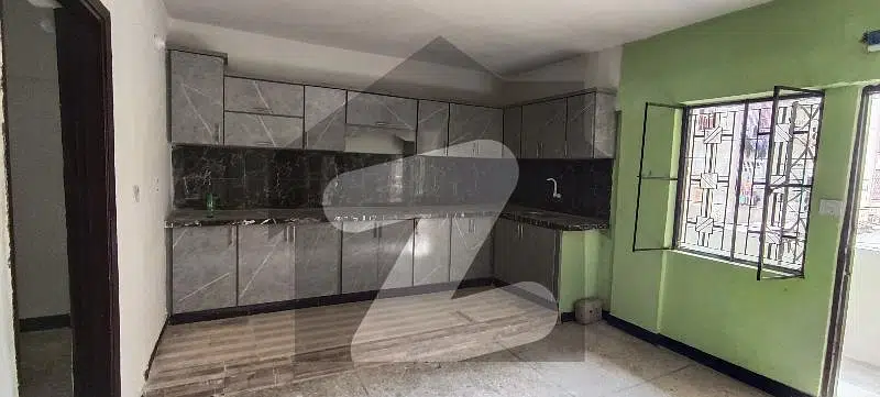 North Karachi 84 Square Yards Flat Up For Rent