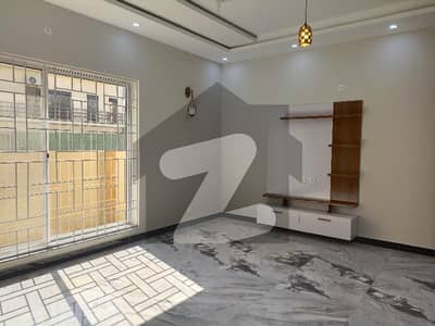 Bahria Town Phase 5 1 Kanal Brand New House For Sale