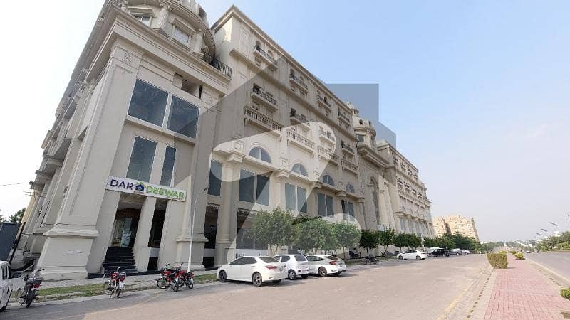 1050 Square Feet Flat For Sale In Gulberg 1050 Square Feet Flat For Sale In Gulberg