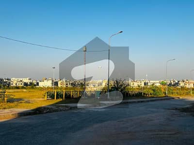 CDA Park Enclave 3 5 Marla Park Facing Heighted Location Solid Land Possession Plot For Sale