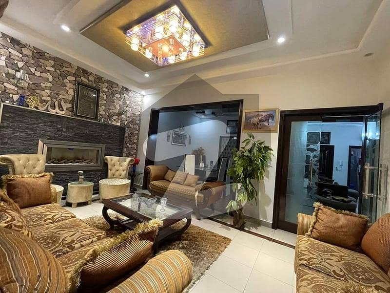 10 Marla Furnished Full Basement House For Sale In Phase 5 Dha Lahore.