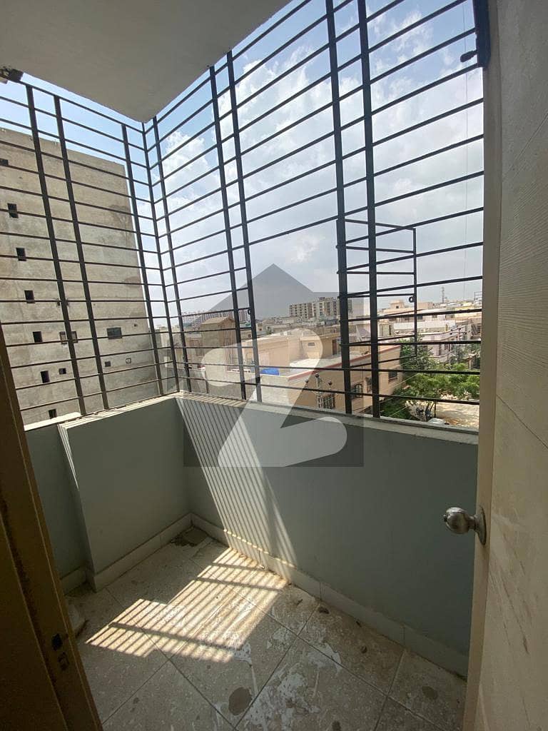 Flat Available For Sale In GulshanEKaneez Fatima Block 4 Gulshane