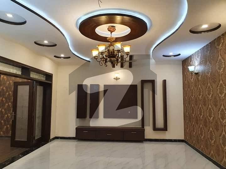 10 Marla Like Brand New Lower Portion Available In DD Block Bahria Town Lahore