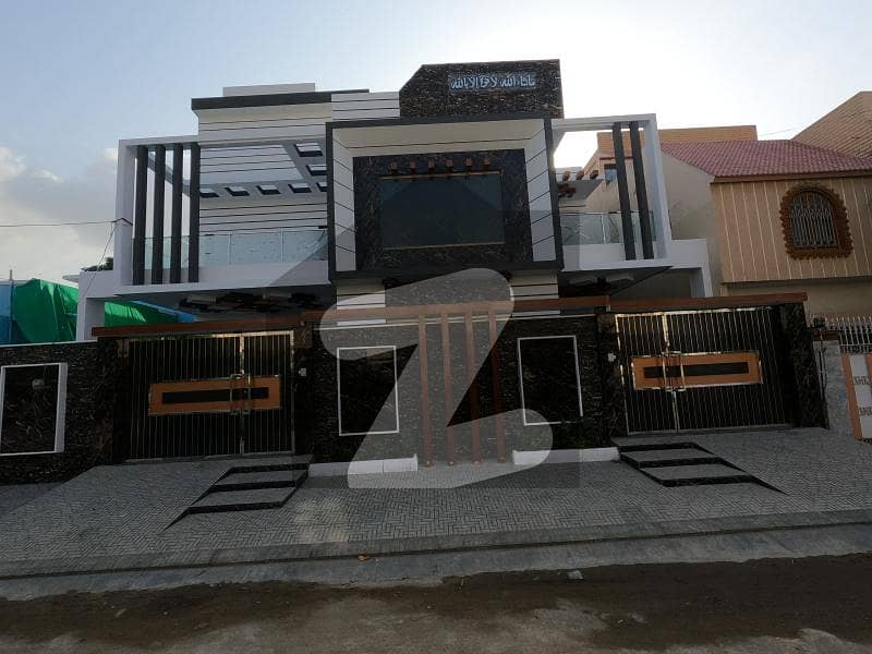 Prime Location 400 Square Yards House In Federal B Area Block 10 For