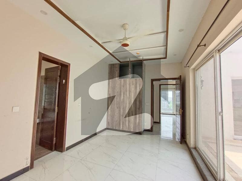 Stunning and affordable Upper Portion available for rent in DHA Phase 5 - Block E