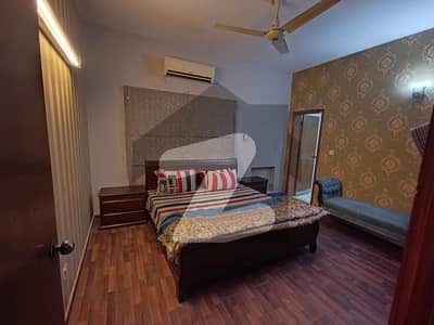 کینٹ لاہور میں 2 کمروں کا 10 مرلہ بالائی پورشن 65.0 ہزار میں کرایہ پر دستیاب ہے۔