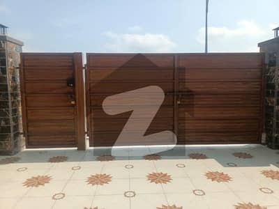 10 Marla House For Sale In DHA Phase 8 Z6 Lahore