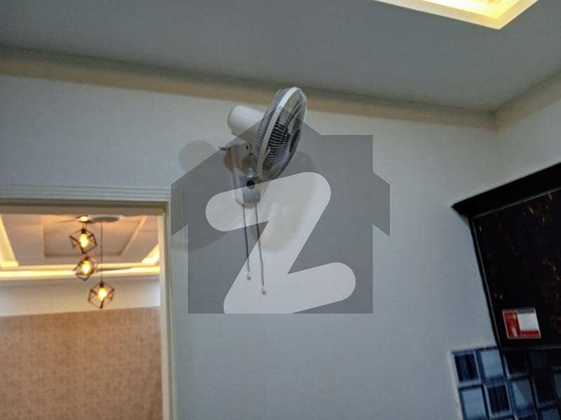 ڈی ایچ اے فیز 1 - بلاک بی فیز 1,ڈیفنس (ڈی ایچ اے),لاہور میں 3 کمروں کا 5 مرلہ مکان 1.4 کروڑ میں برائے فروخت۔