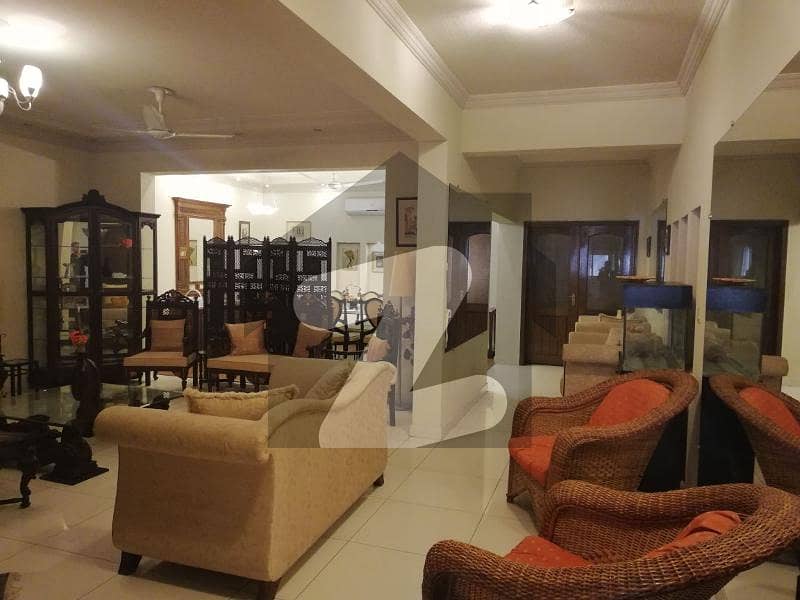 Like Brand New Modern Furnished 4 Bed + Servant Flat In F-11 For Rent