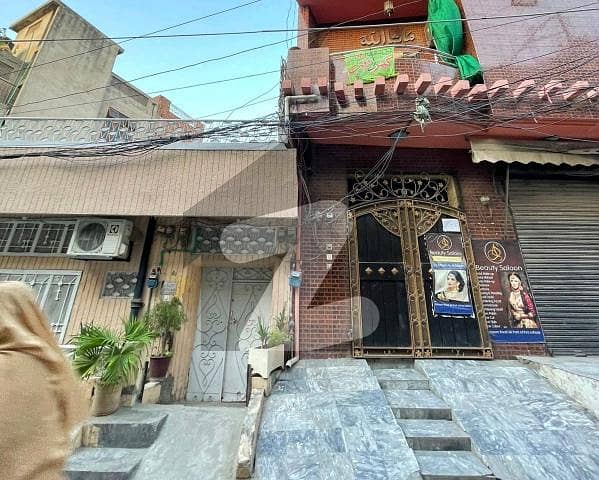 رسول پارک لاہور میں 5 کمروں کا 4 مرلہ مکان 1.68 کروڑ میں برائے فروخت۔