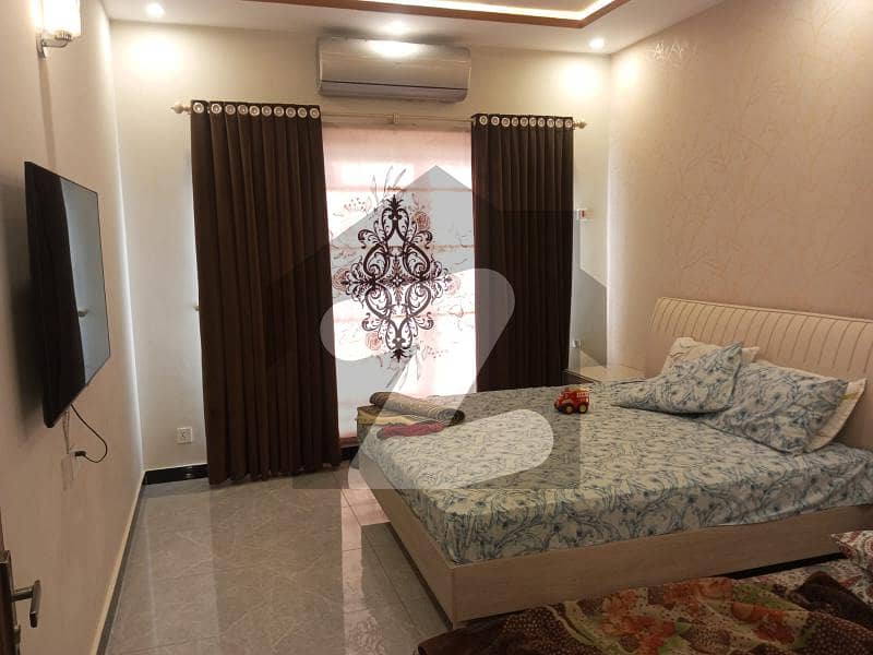 ڈی ایچ اے ڈیفینس فیز 6 ڈی ایچ اے ڈیفینس,اسلام آباد میں 6 کمروں کا 12 مرلہ مکان 6.2 کروڑ میں برائے فروخت۔