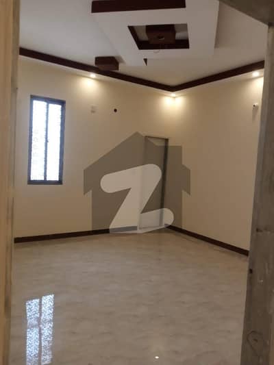 کراچی یونیورسٹی ہاؤسنگ سوسائٹی سکیم 33,کراچی میں 3 کمروں کا 6 مرلہ فلیٹ 1.1 کروڑ میں برائے فروخت۔