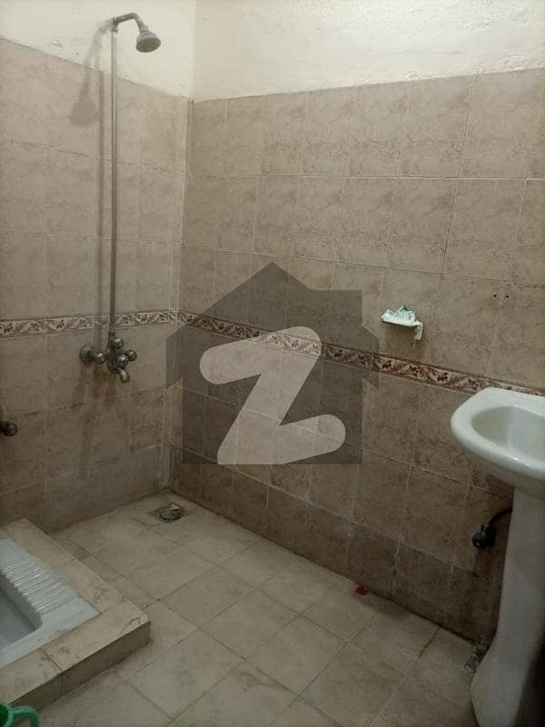 10 Marla single story house available for rent in fazaia phase 1