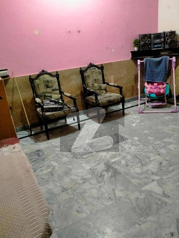 گلشن مصطفی ہاؤسنگ سوسائٹی لاہور میں 2 کمروں کا 5 مرلہ زیریں پورشن 37.0 ہزار میں کرایہ پر دستیاب ہے۔