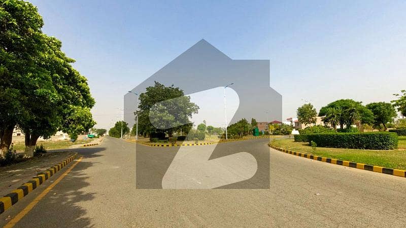 Reserve This Hot Location 5 Marla Plot For Your Dream House