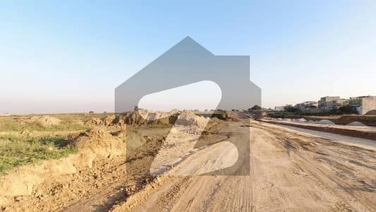 E-12/1 Corner Plot 60x90 For Sale Best Location 70 Ft Road In Islamabad For Sale
