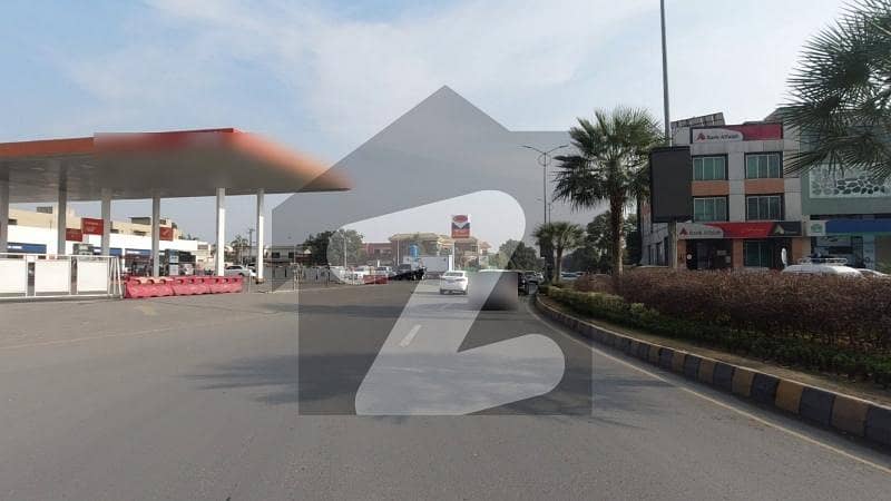 ڈی ایچ اے فیز 5 - بلاک ایچ فیز 5,ڈیفنس (ڈی ایچ اے),لاہور میں 1 کنال رہائشی پلاٹ 6.25 کروڑ میں برائے فروخت۔