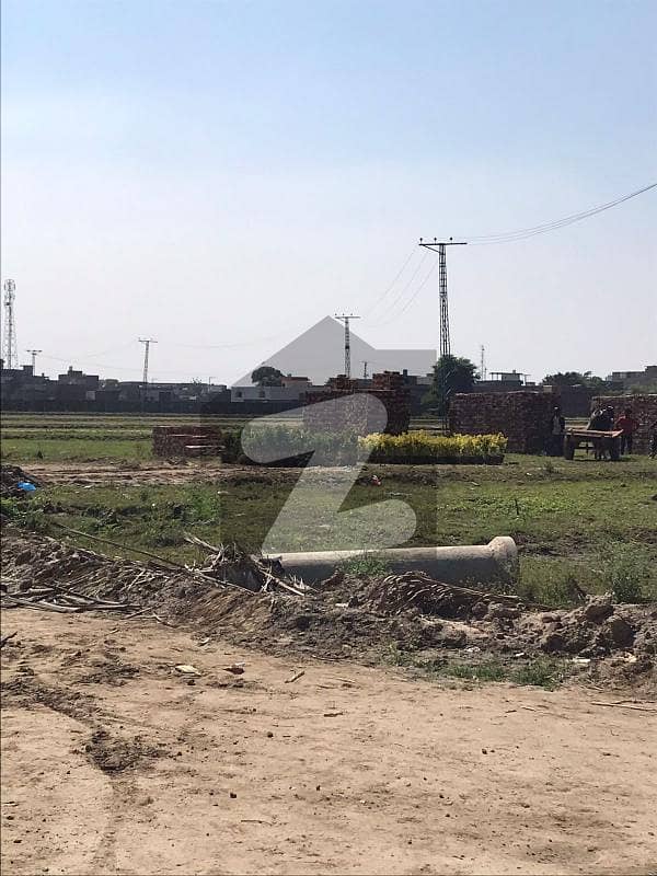 Hurry up!!!! And grab this Golden Opportunity Get possesion of your plot on down payment. 10 Marla Residential plot for sale In Arabian Farm.