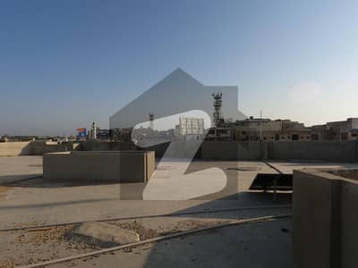 600 Square Yards Roof Available For Sale In Upper Gizri Karachi