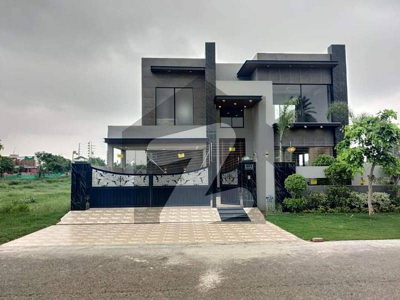 01 Kanal Beautiful Bungalow For Sale 01 Kanal Beautiful Bungalow For Sale