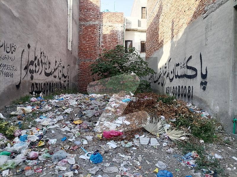 لالہ زار گارڈن لاہور میں 3 مرلہ رہائشی پلاٹ 55.0 لاکھ میں برائے فروخت۔